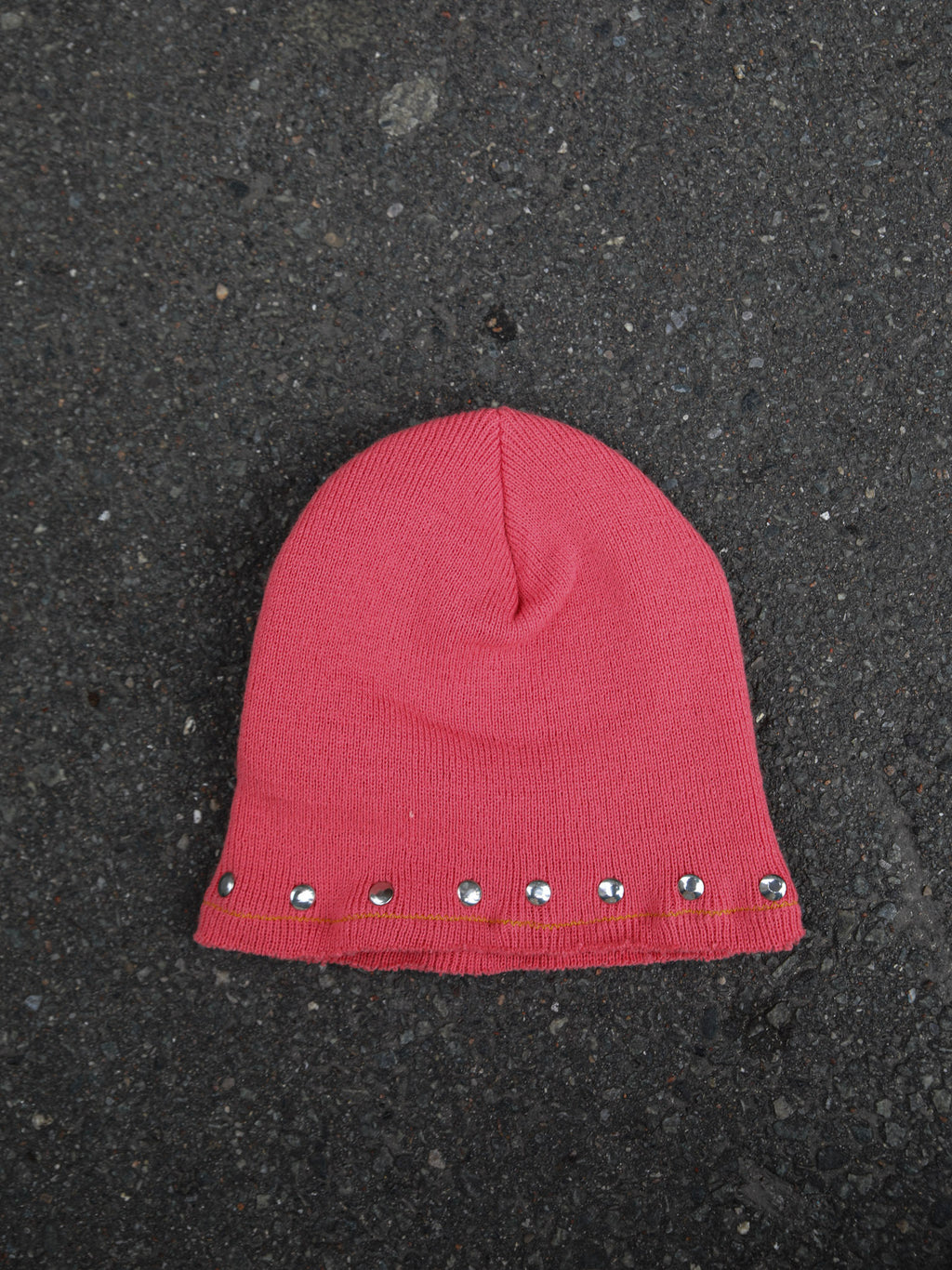 SB PEACH BEANIE