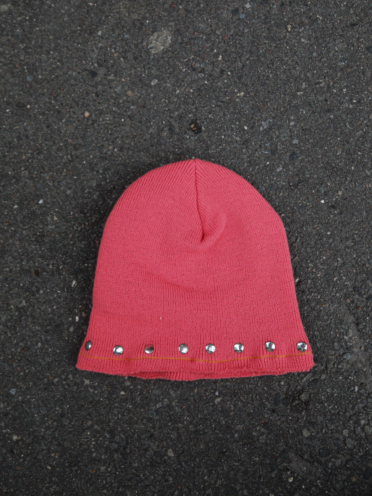 SB PEACH BEANIE