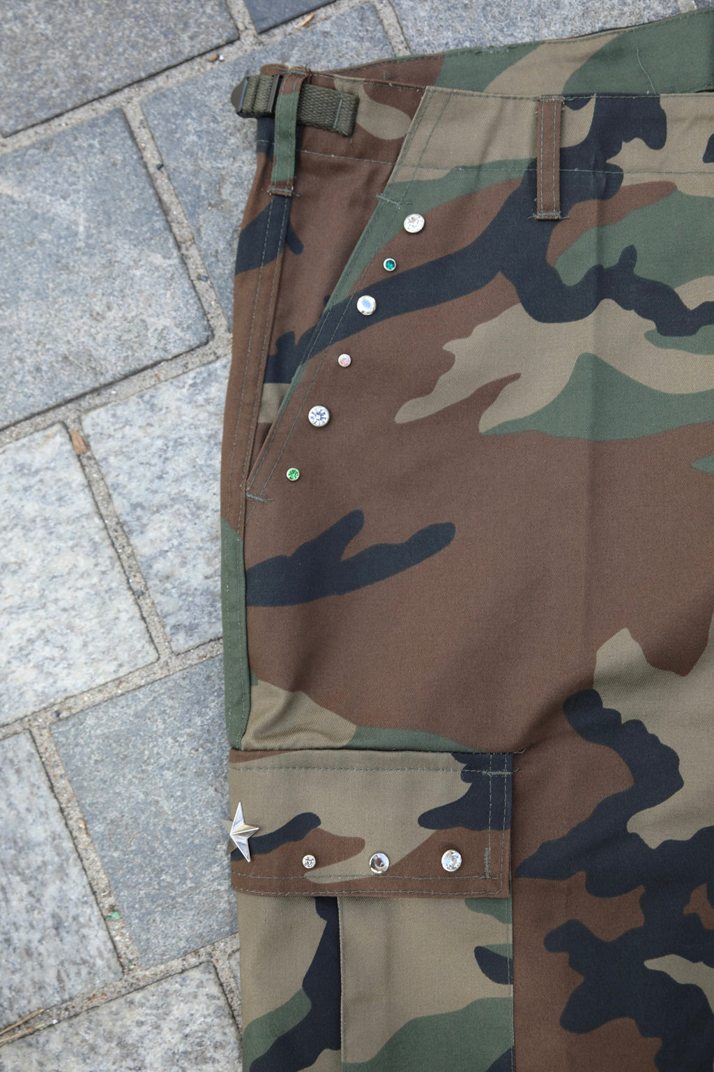 BEDAZZLE CAMO SHORTS